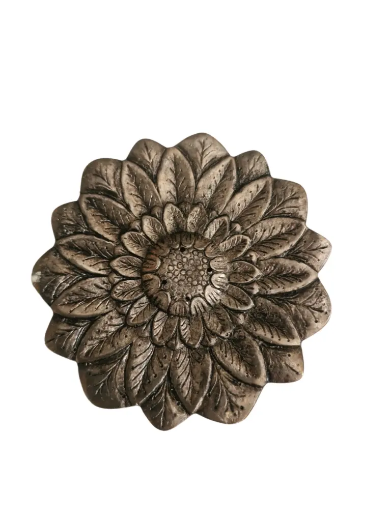 Small metal flower tray